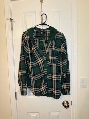 Cozy Green Plaid Hooded Cardigan Sweater